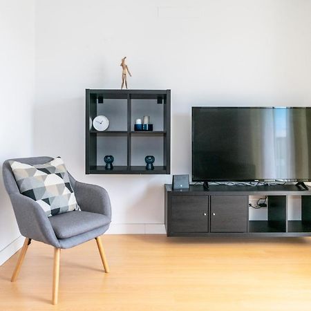 Bright & Spacious 2 Bed Flat 2 Bath W Garage In Lagos Marina Экстерьер фото